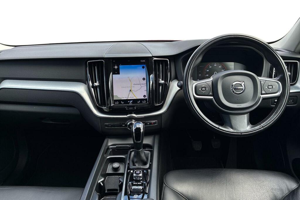 Volvo XC60 D4 Momentum My18.5 Red #6