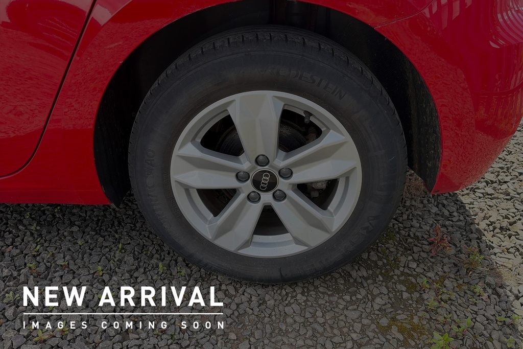 Audi A1 Technik 30 Tfsi 110 Ps 6-Speed ST72HNA Red #4