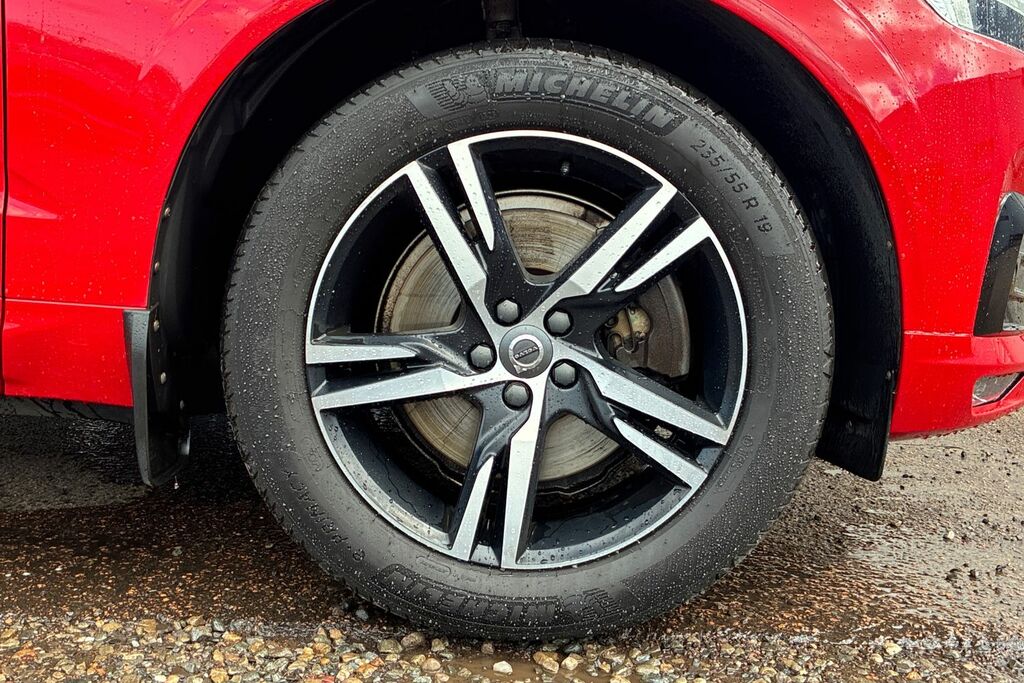 Volvo XC60 D4 Awd R-design SR19FVX Red #5