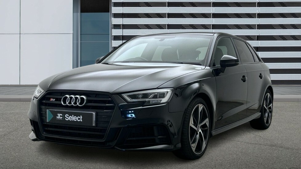 Audi S3 2.0 Tfsi Black Edition Sportback S Tronic Quattro Black #3