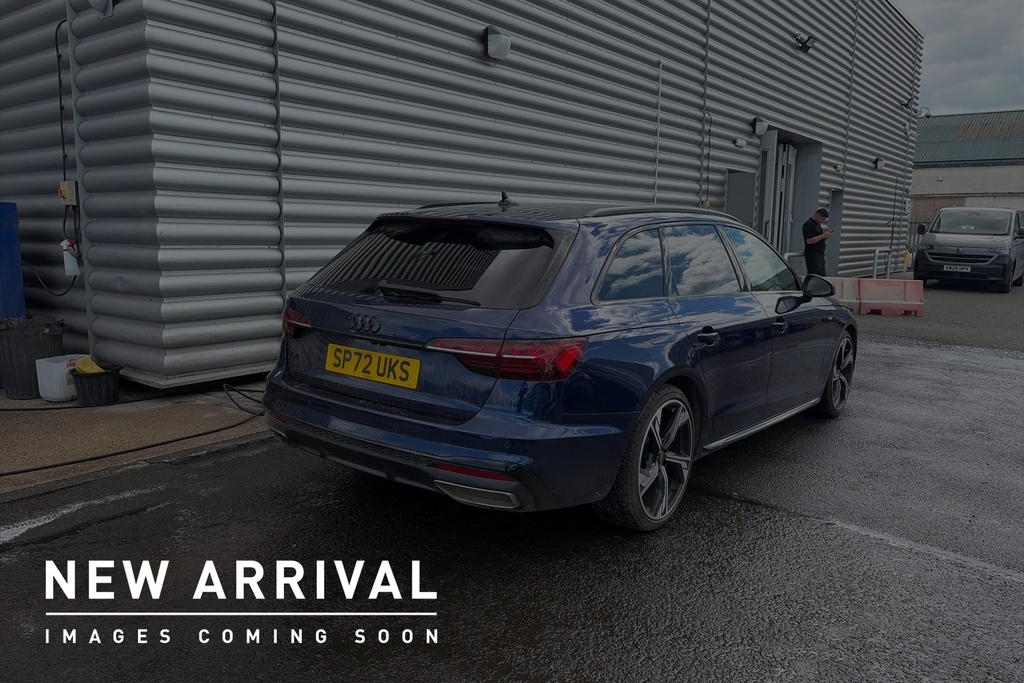 Audi A4 Avant Avant Black Edition 35 Tdi 163 Ps S Tronic Blue #3