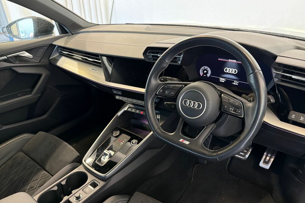 Audi A3 1.5 Tfsi 35 Sport Saloon 150 P Black #6