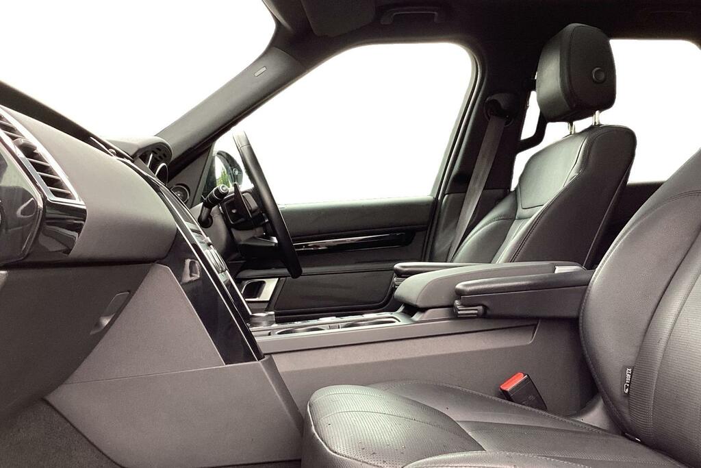 Land Rover Discovery Sdv6 Se YR70JXK Silver #3