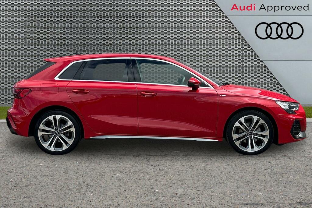 Audi A3 S Line Tfsi 150 Ps S Tronic ST75PBU Red #4