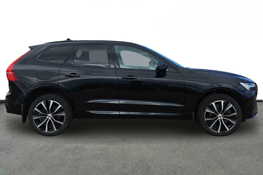 Volvo XC60 2.0 B5p Ultimate Dark Awd Geartronic Black #4