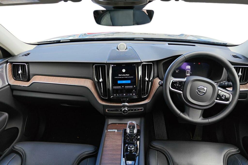 Volvo XC60 2.0 B5p Ultimate Dark Awd Geartronic Black #6