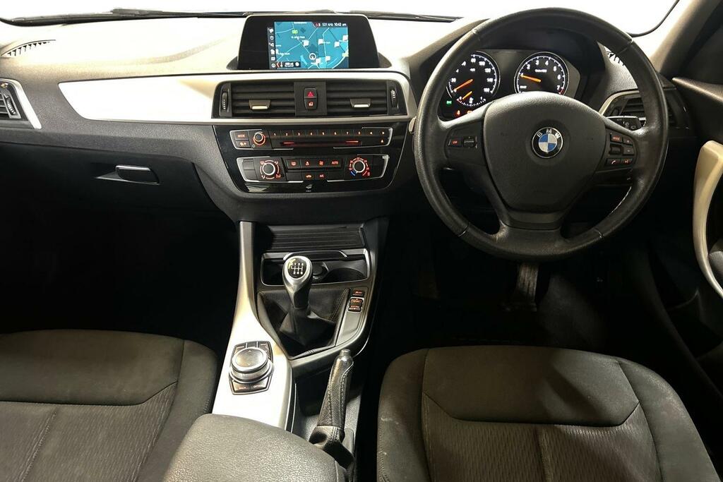 BMW 1 Series 1.5 118I Gpf Se Euro 6 Ss DT19THF Blue #5