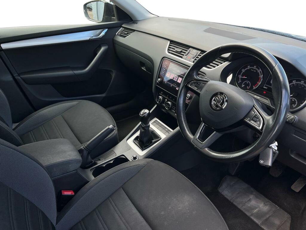 Skoda Octavia 1.5 Tsi Se Blue #6