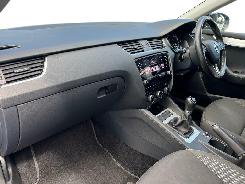 Skoda Octavia 1.5 Tsi Se Blue #2