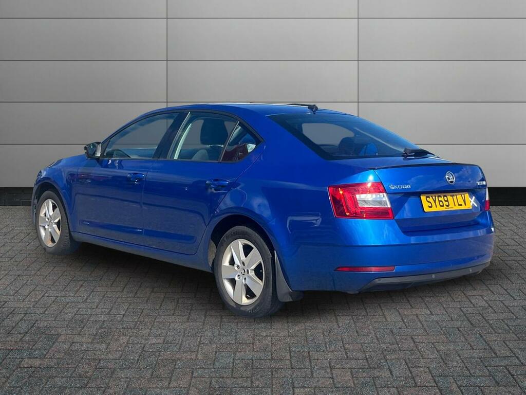 Skoda Octavia 1.5 Tsi Se Blue #3