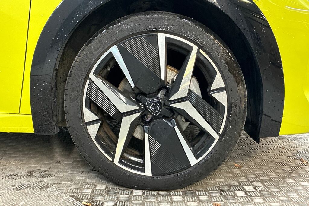 Peugeot 208 1.2 Hybrid 100 Gt E-dsc6 ST24NDO Yellow #5