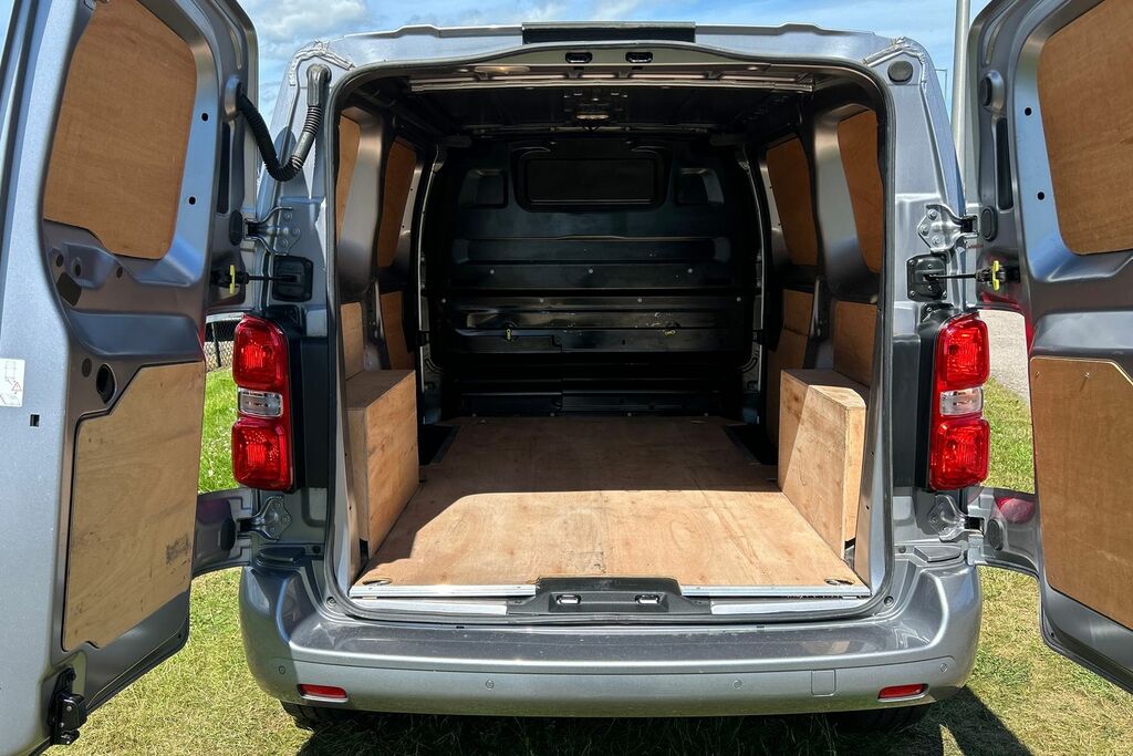 Peugeot Expert 1400 2.0 Bluehdi 145 Asphalt Premium Van Grey #11