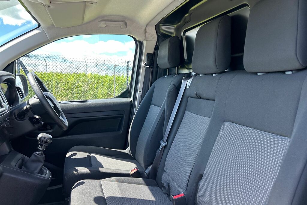 Peugeot Expert 1400 2.0 Bluehdi 145 Asphalt Premium Van Grey #16