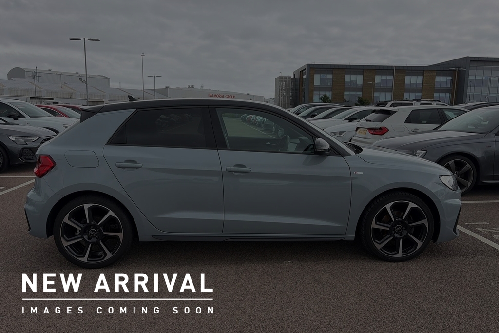 Audi A1 1.0 Tfsi 30 S Line Sportback Eur Silver #4