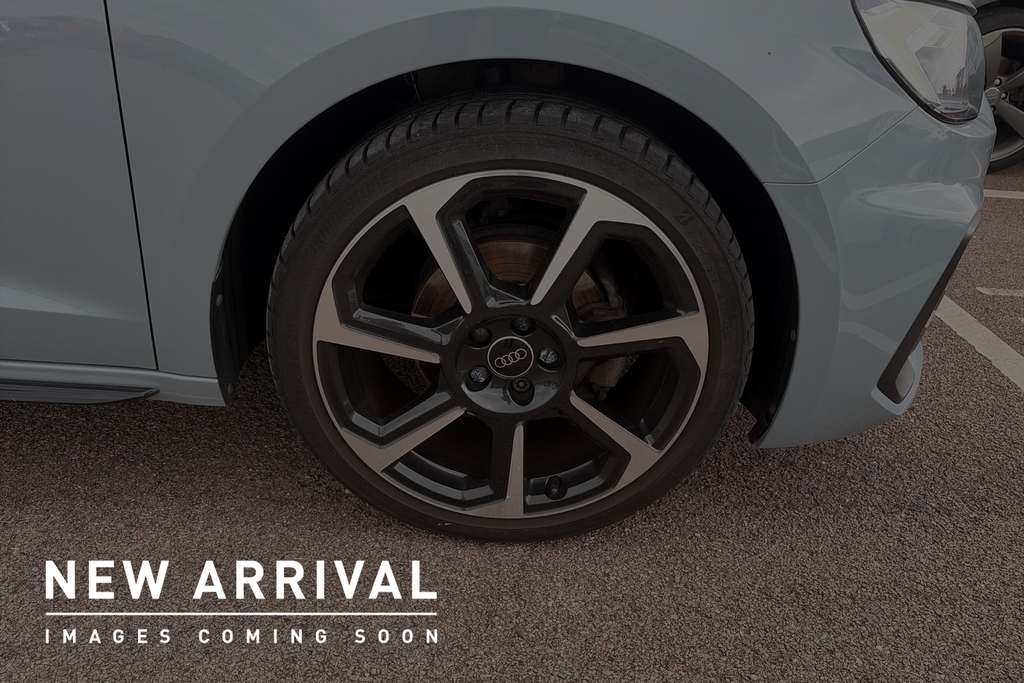 Audi A1 Black Edition 30 Tfsi 110 Ps S Tronic SW72PUX Grey #5