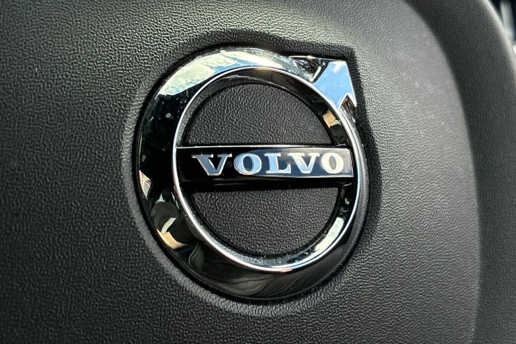 Volvo S60 Inscription, B5 Mild Hybrid Panroof, Power Front Grey #21