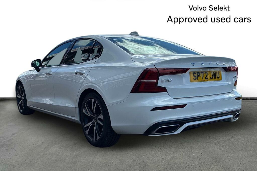 Volvo S60 R-design, B5 Mild Hybrid White #3