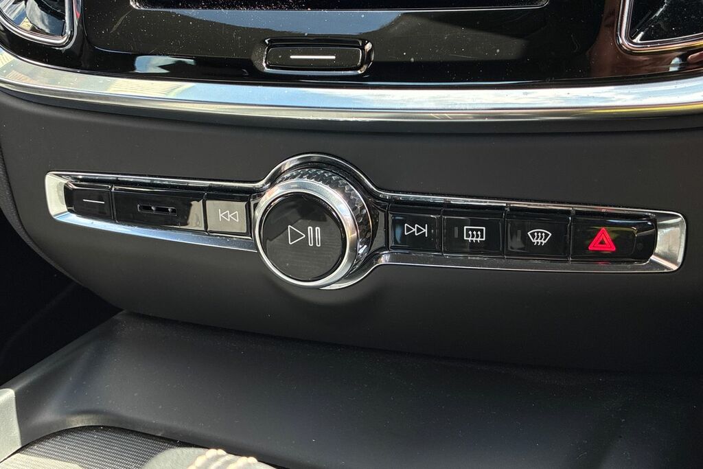 Volvo S60 Inscription, B5 Mild Hybrid Panroof, Power Front Grey #14