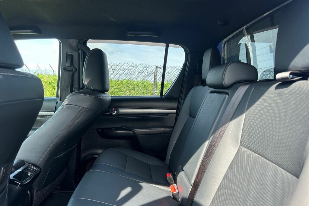 Toyota HILUX D-4d Gr Sport Grey #9