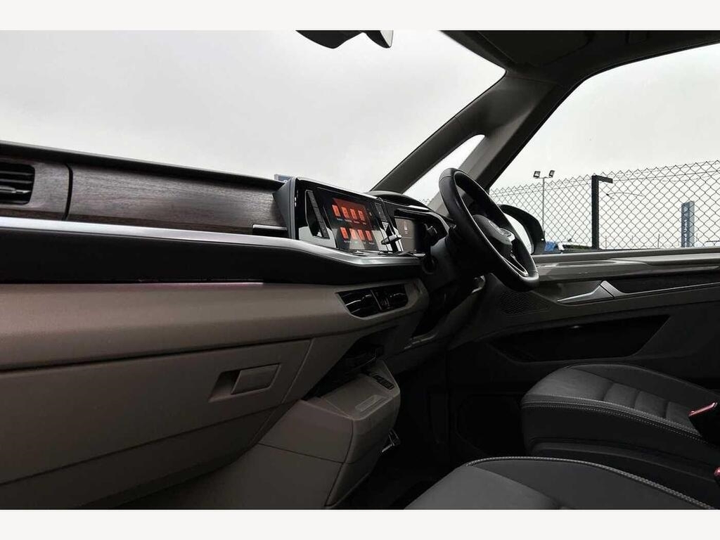 Volkswagen Multivan Lwb Style 2.0 Tdi 150Ps Dsg 7 Seat Lwb Black #2