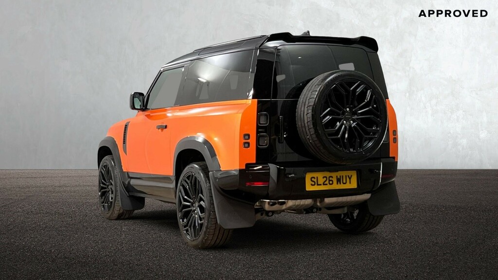 Land Rover Defender 90 D350 90 X-dynamic Hse Orange #2