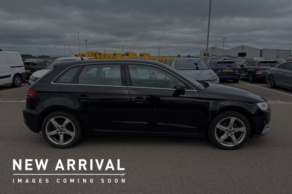 Audi A3 Sport 30 Tfsi 116 Ps S Tronic SV19VHC Black #4
