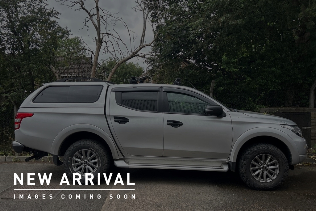Mitsubishi L200 2.4 Di-d Dc Barbarian 4Wd Euro 6 Silver #4