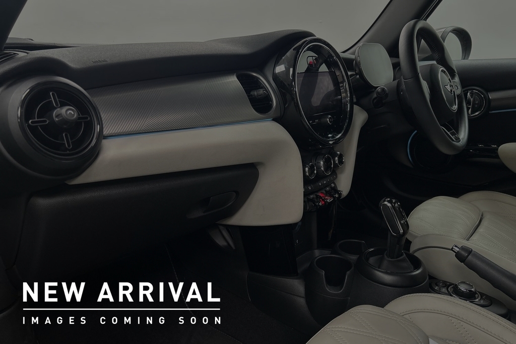 Mini Hatch 1.5 Cooper Exclusive Steptronic Euro 6 Ss SB23HXA Black #2