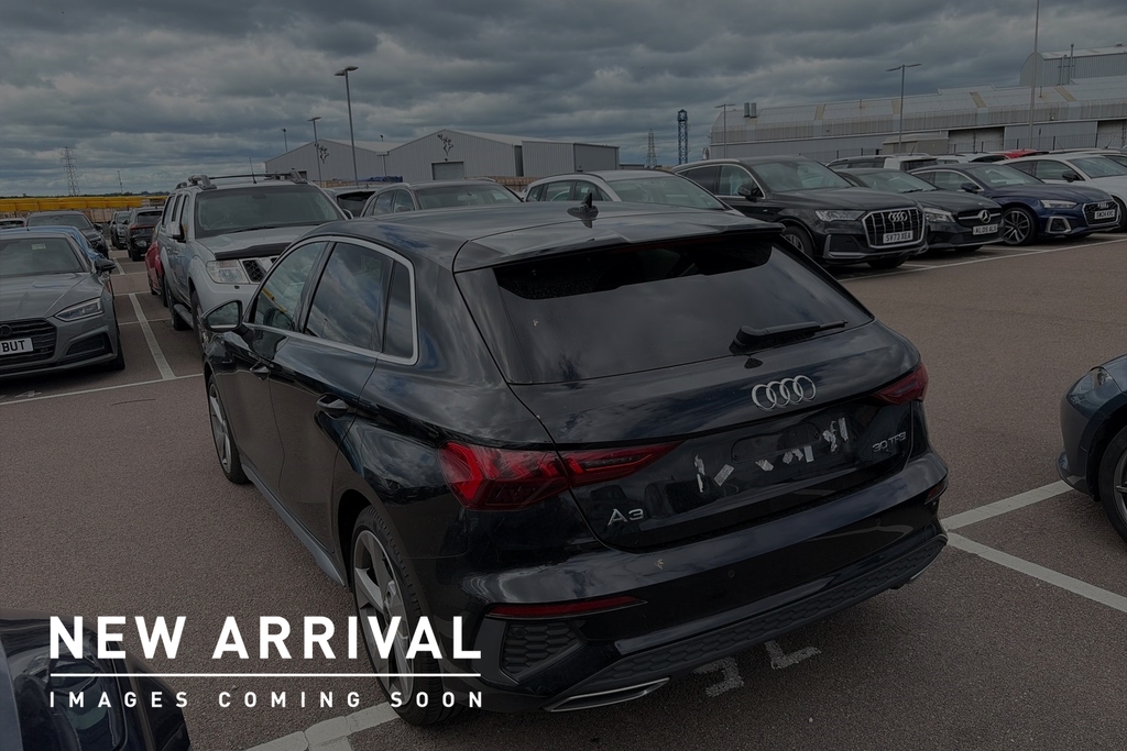 Audi A3 1.5 Tfsi 35 S Line Saloon S Tronic Euro Green #3