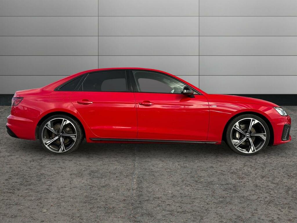 Audi A4 Black Edition 40 Tfsi 204 Ps S Tronic Red #4