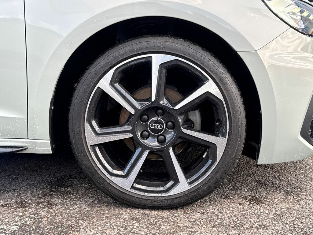 Audi A1 Black Edition 35 Tfsi 150 Ps S Tronic LX72TFZ Silver #5