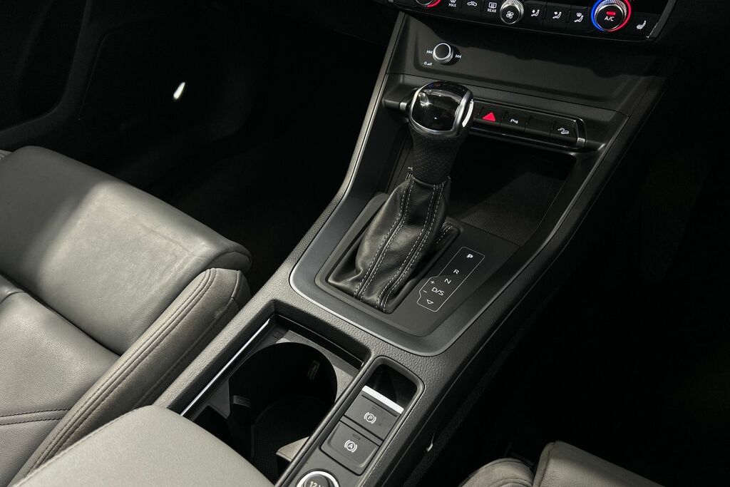 Audi Q3 1.5 Tfsi 35 S Line Sportback S Tronic Grey #23