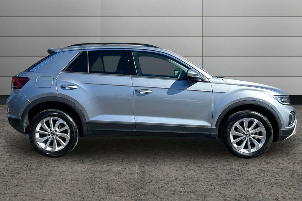 Volkswagen T-Roc 1.5 Tsi Match Dsg Silver #4