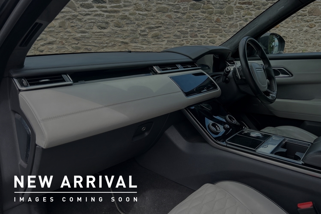 Land Rover Range Rover Velar P550 Dynamic Edition Black #2