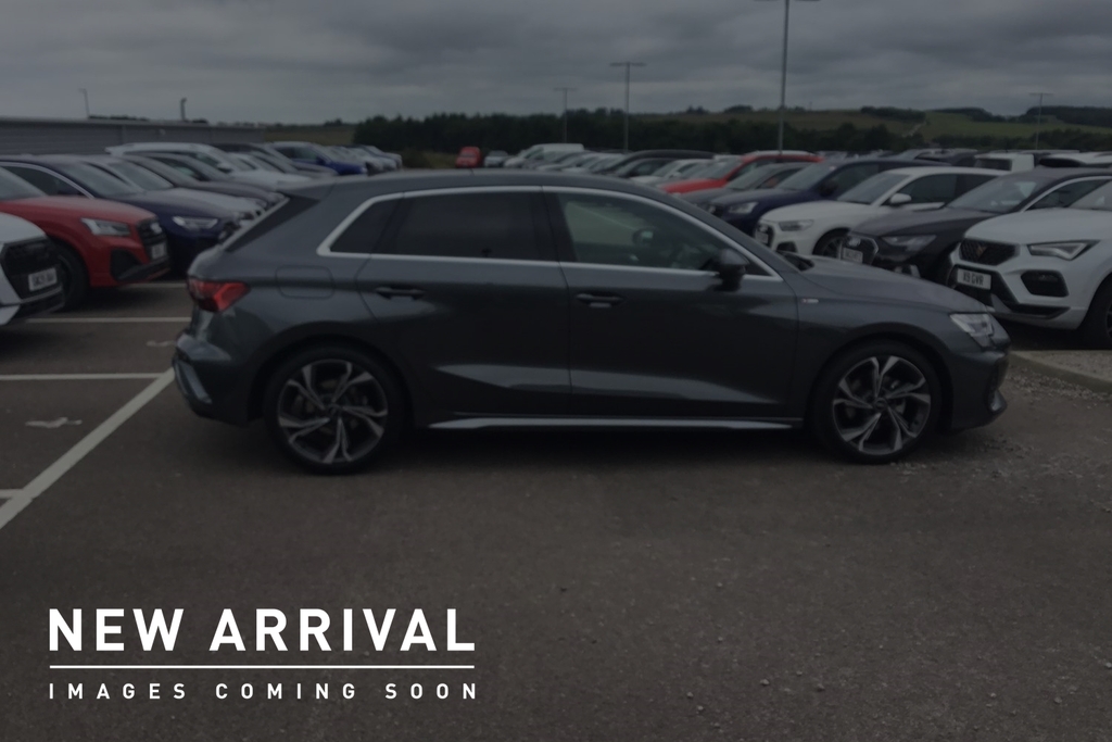 Audi A3 Tfsie 40 S Line Plug-in Hybrid S Tronic 204 Black #4