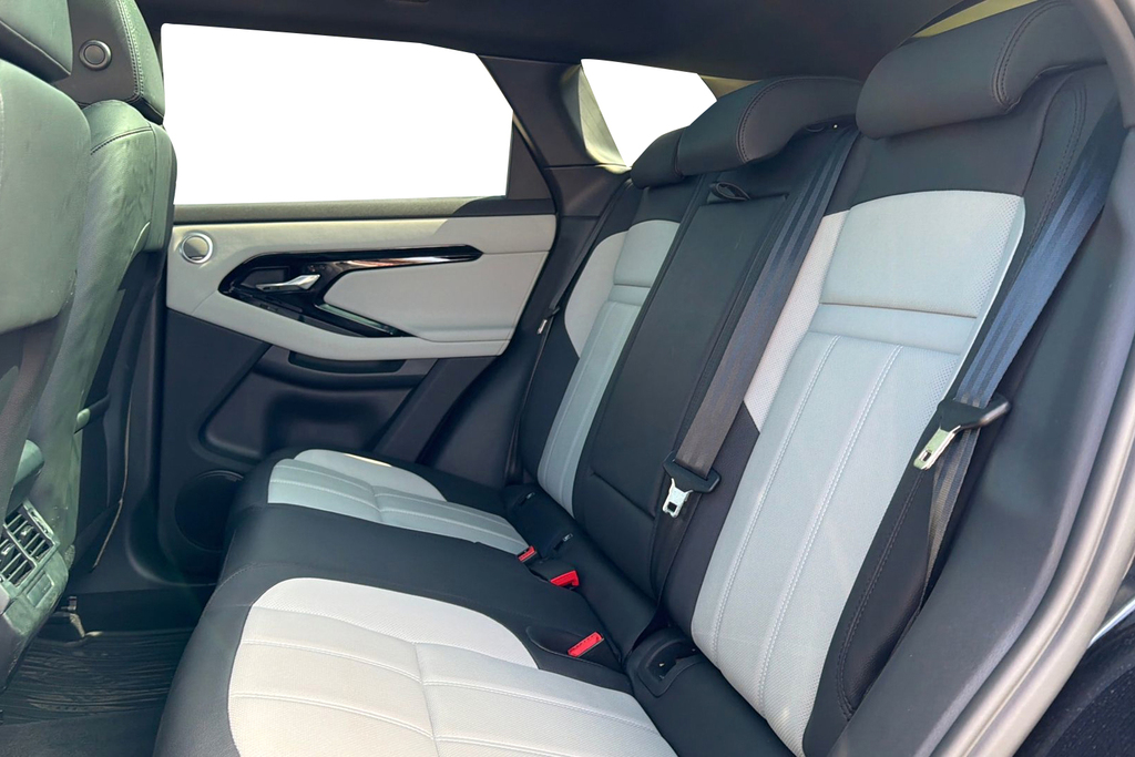 Land Rover Range Rover Evoque P270e Dynamic Se Black #4