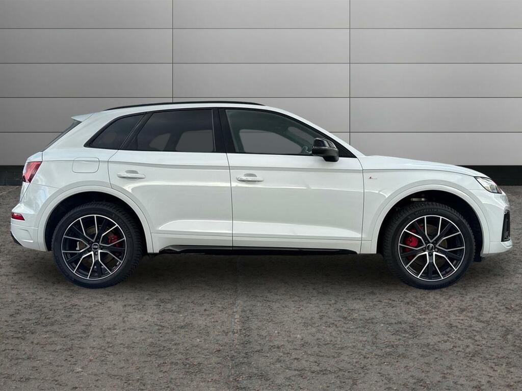 Audi Q5 Edition 1 45 Tfsi Quattro 265 Ps S Tronic White #4