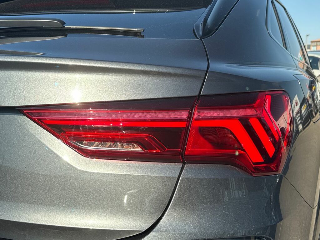 Audi RS Q3 2.5 Rs Q3 Sportback Tfsi Vorsprung Quattro Semi-au White #19