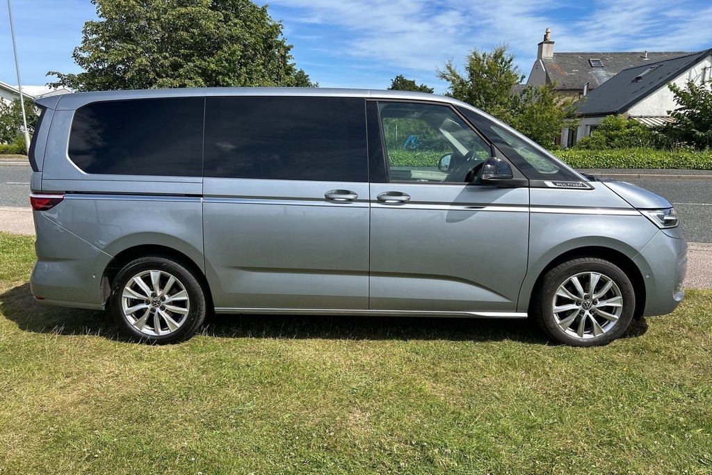 Volkswagen Multivan 2.0 Tdi Style Lwb Dsg Silver #4
