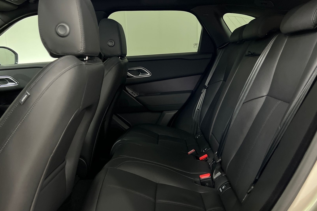 Land Rover Range Rover Velar D200 Dynamic Se Gold #4