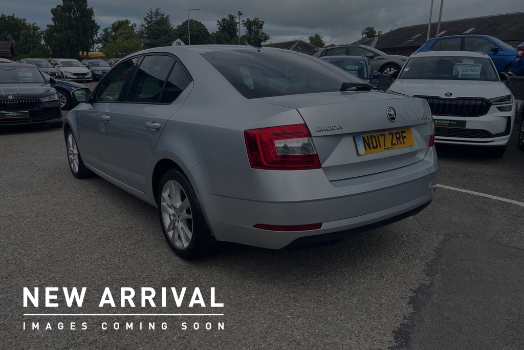 Skoda Octavia 2.0 Tdi Cr Se L Dsg Silver #3