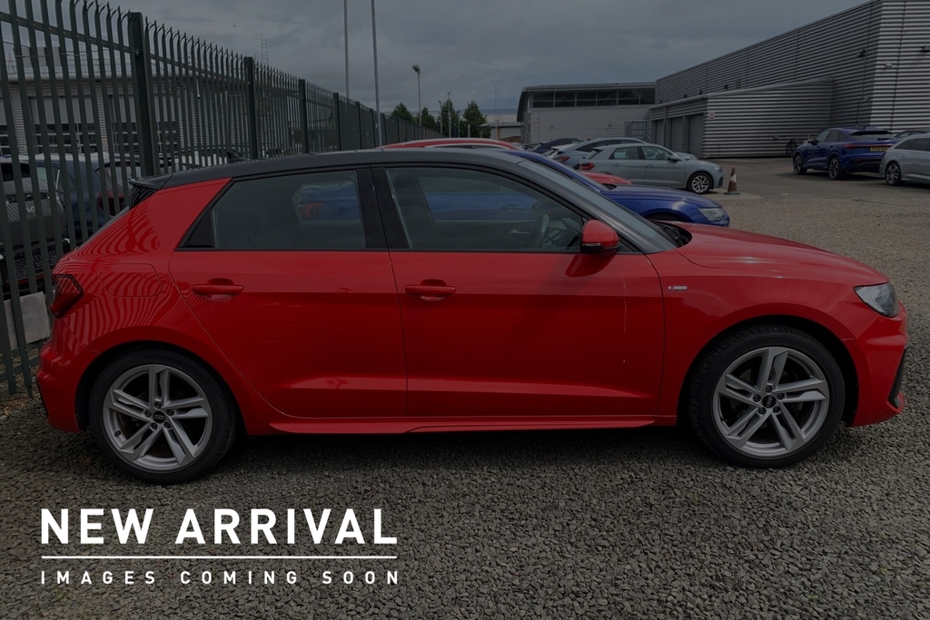 Audi A1 S Line 30 Tfsi 110 Ps S Tronic Red #4