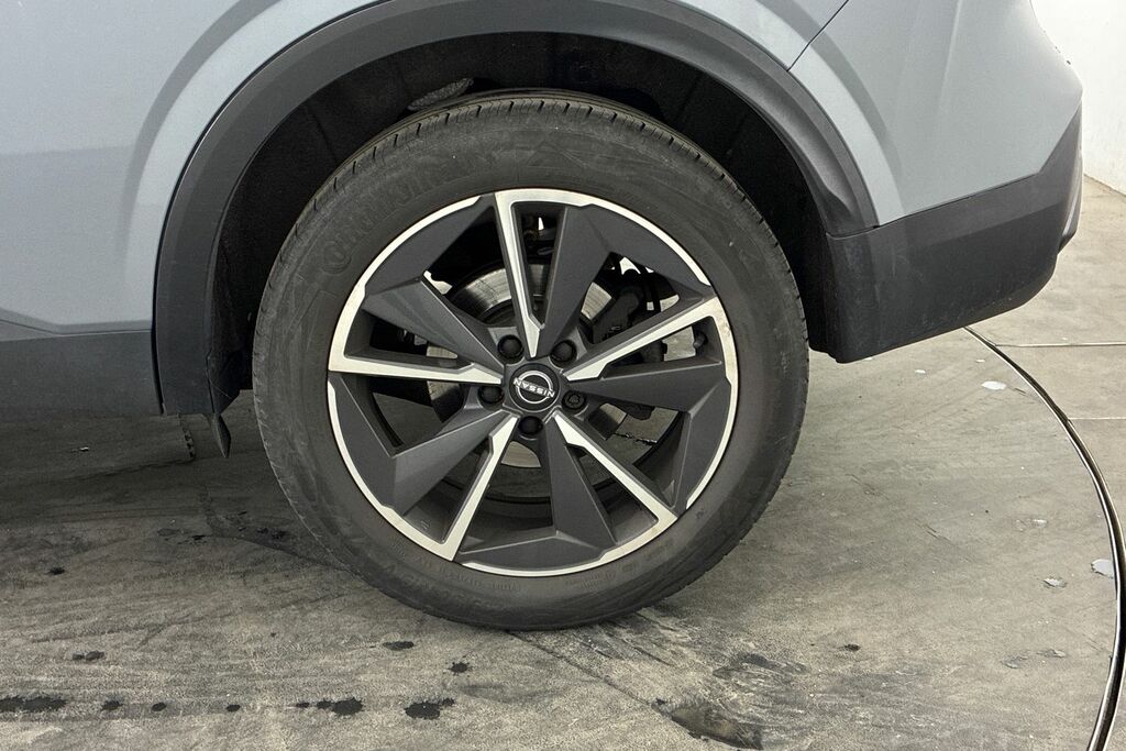 Nissan Qashqai 1.3 Dig-t Mh 158 Acenta Premium Xtronic Silver #15