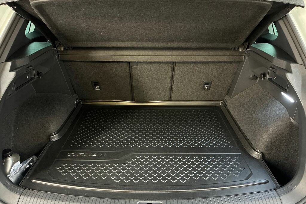 Volkswagen Tiguan 1.5L Life Grey #11