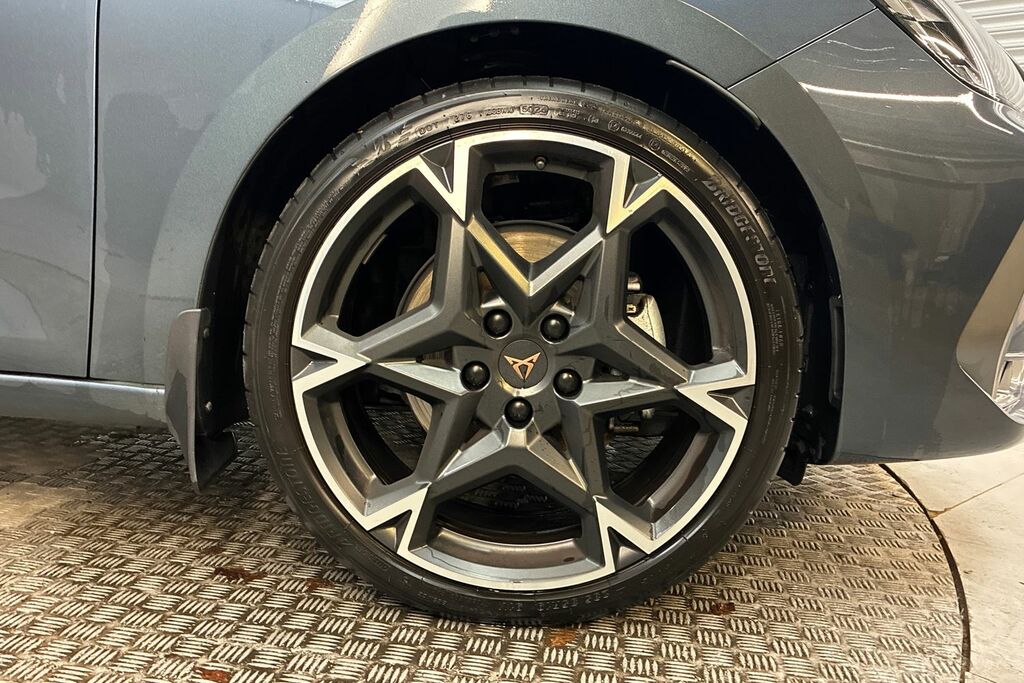 Cupra Leon 1.5 Etsi 150 V2 Dsg ST75CKD Grey #5