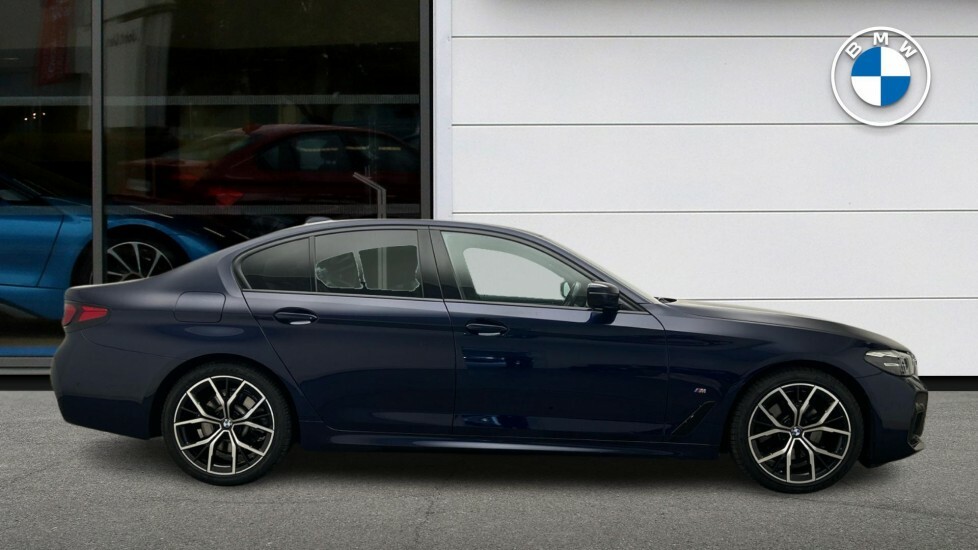 BMW 5 Series 2.0 520D Mht M Sport Steptronic Xdrive Euro 6 Ss Blue #3