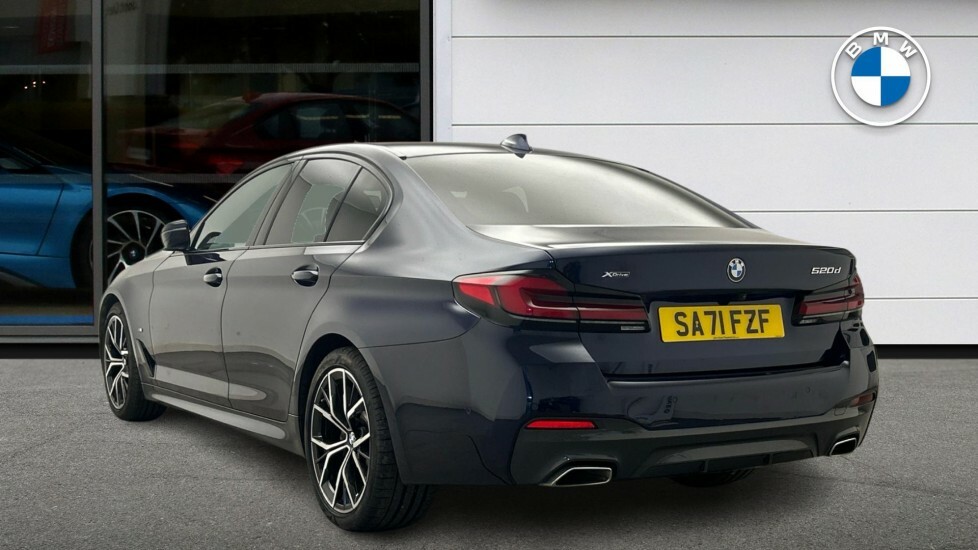 BMW 5 Series 2.0 520D Mht M Sport Steptronic Xdrive Euro 6 Ss Blue #2