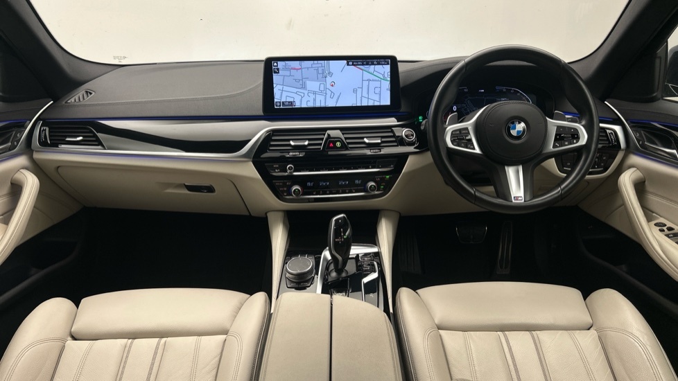 BMW 5 Series 2.0 520D Mht M Sport Steptronic Xdrive Euro 6 Ss Blue #4