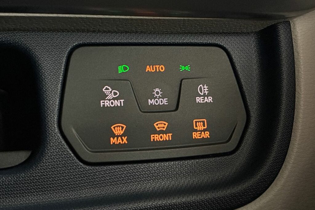 Volkswagen ID.Buzz Volkswagen Estate 150Kw Style Pro 77Kwh White #24