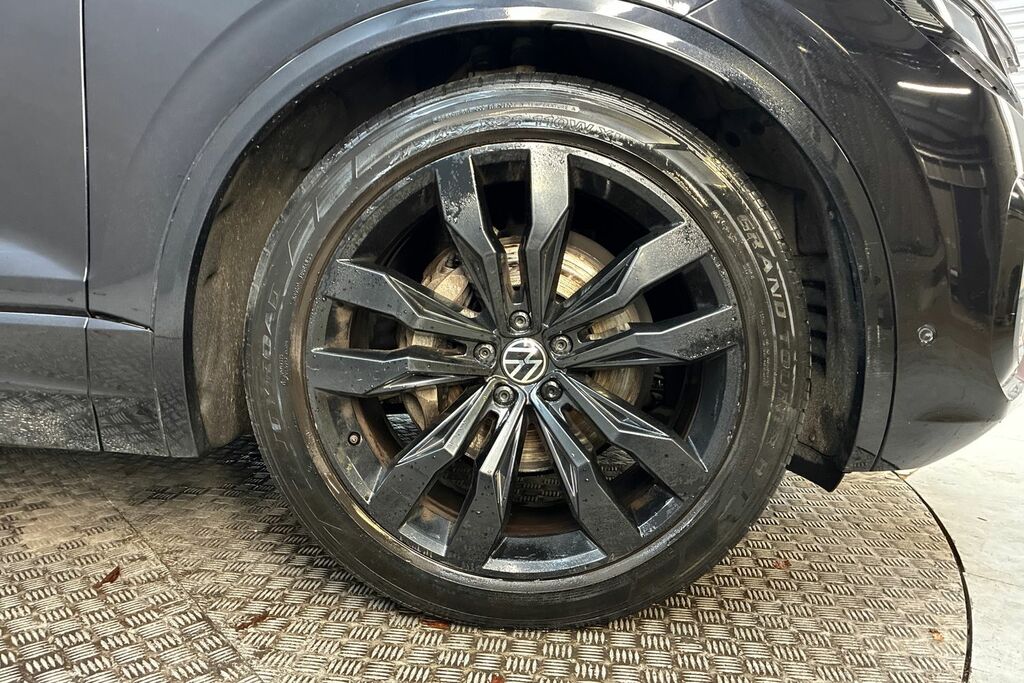 Volkswagen Touareg 3.0 V6 Tdi 4Motion Black Edition Tip Black #5